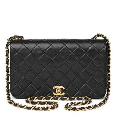 chanel vintage flap no small letter pocket|chanel classic flap 25cm.